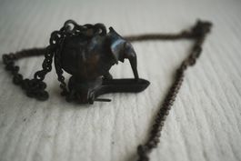 Antike indische Öllampe Elefant, Bronze, Kette