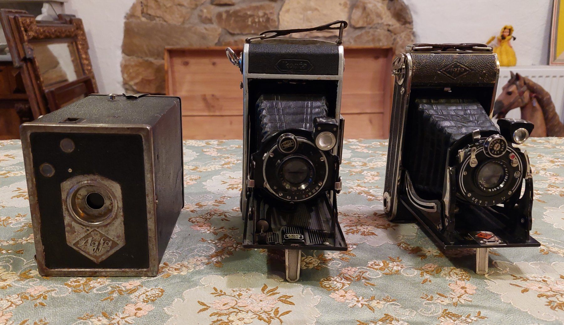 Fotocamera: 3 Antike Fotokamera – Usato da Siblingen venduto da rantiques