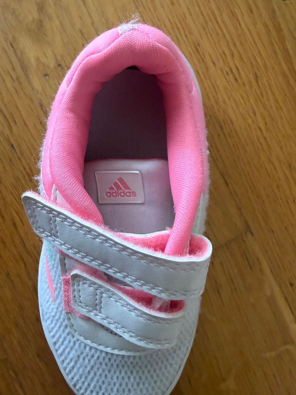 Adidas Scarpe per ragazzi: Kinder Adidas Sneaker Gr. 23 – Usato da Baden venduto da nnedi 1