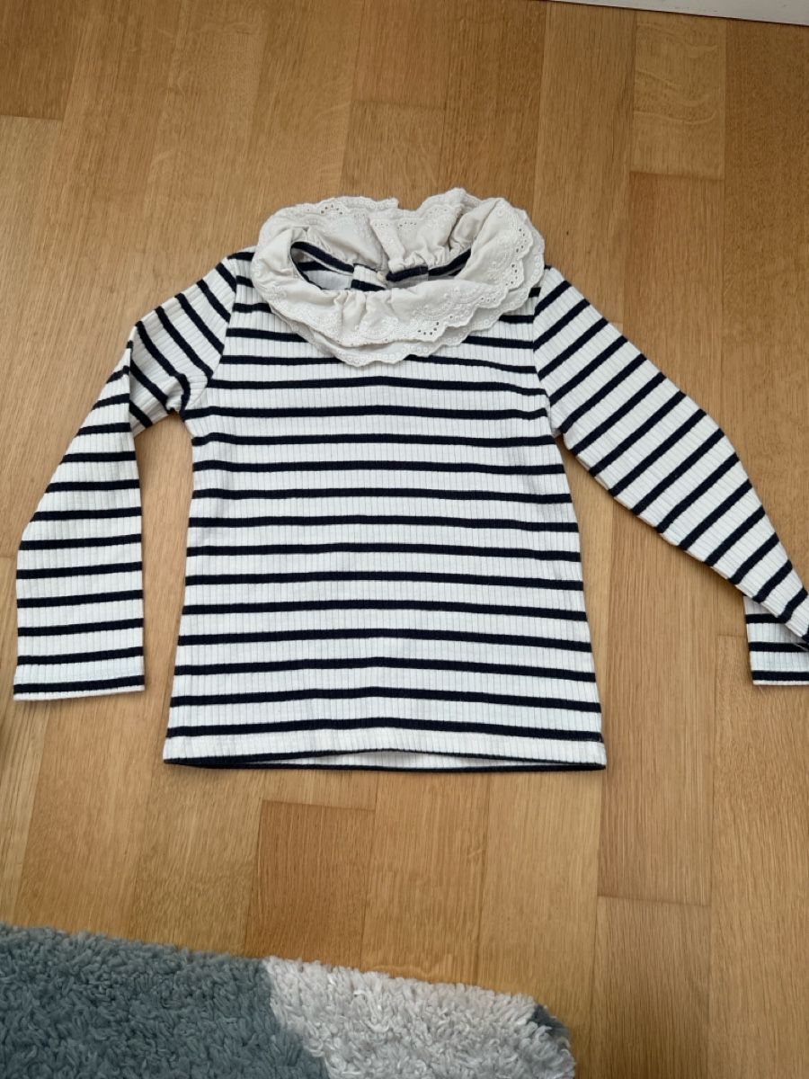 Ensembles coordonnés: Dünne Pullover 98/104 eher 104 – D'occasion à Emmen par meh_xd8c 2