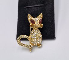 Katzenbrosche