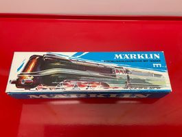 Märklin Stromlinienlokomotive mit Tender OVP