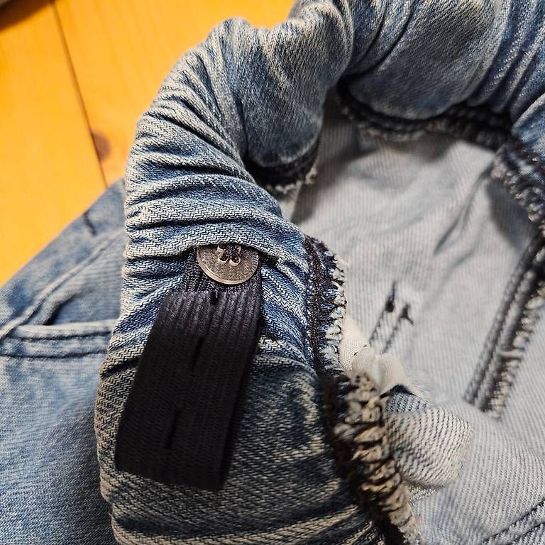 Pantaloni: 3er Pack Cargo Jeans Gr. 152 Verbaudet Hosen – Usato da Berikon venduto da LaGizmo5 3