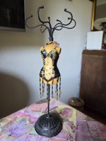 VINTAGE Schöner Bell Epoque Schmuckständer im Dessous Design