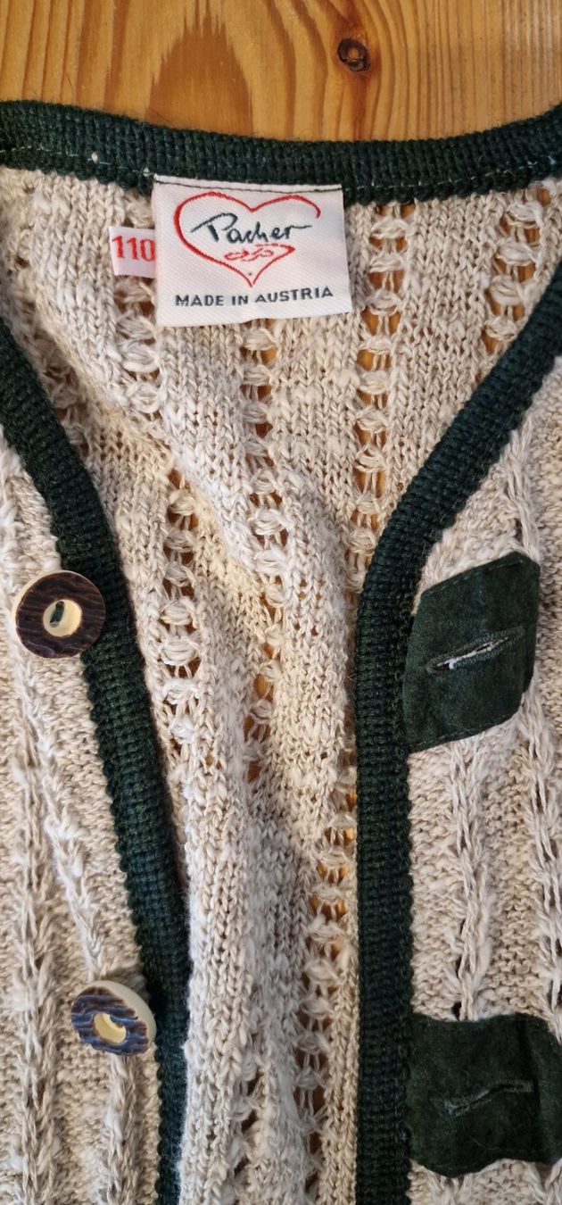Pullover & Sweatshirts: Pullover Dirndl für Kinder Gr 110 – Neu und originalverpackt aus Chur von car_5clc 2