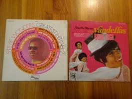STEVIE WONDER - MOTOWN HITS ** MARTHA REEVES + THE VANDELLAS