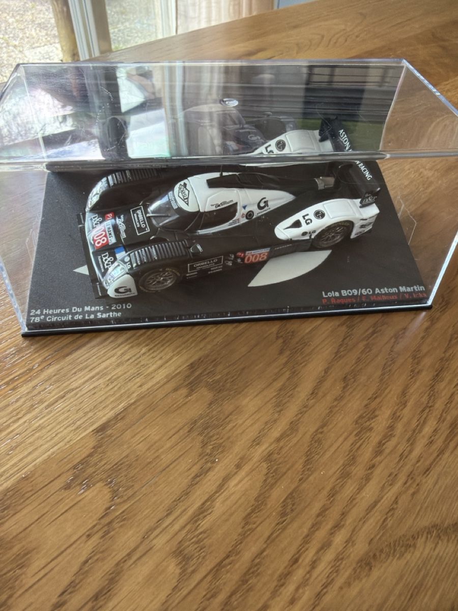 Aston Martin Modellautos: Lola B09/60 Aston Martin - Le Mans 2010 - Neuve – Neu und originalverpackt aus La Chaux-de-Fonds von JeanLeHerisson
