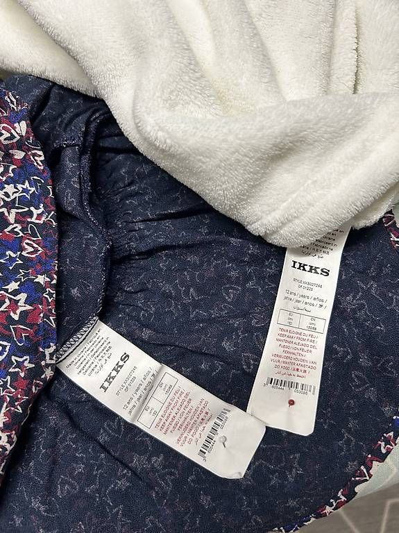 Vestiti & Gonne: Mädche Kleid mit Kuschelpullover Gr. 152  – Usato da Widnau venduto da hbr_mhx2 4