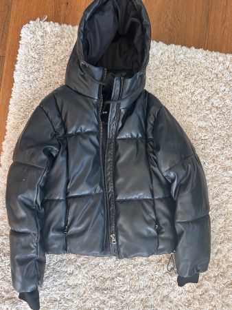 Pull&Bear Winterjacke, Schwarz, Lederoptik, Gr. XS