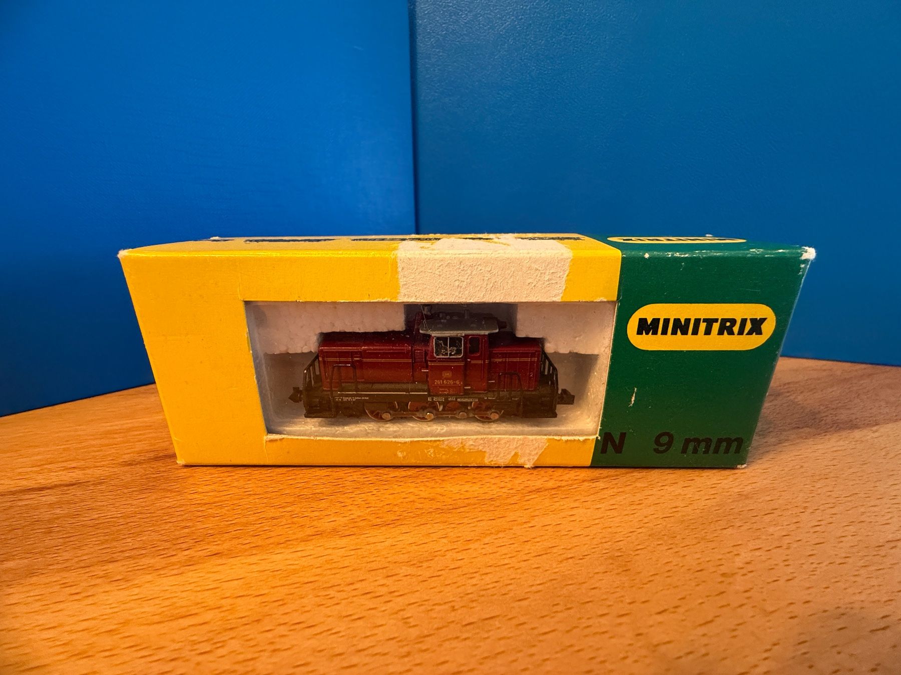Trix Modellini di ferrovie: MINITRIX Diesellok BR 104 der DB – Usato da Diemtigen venduto da Mpsj4 2