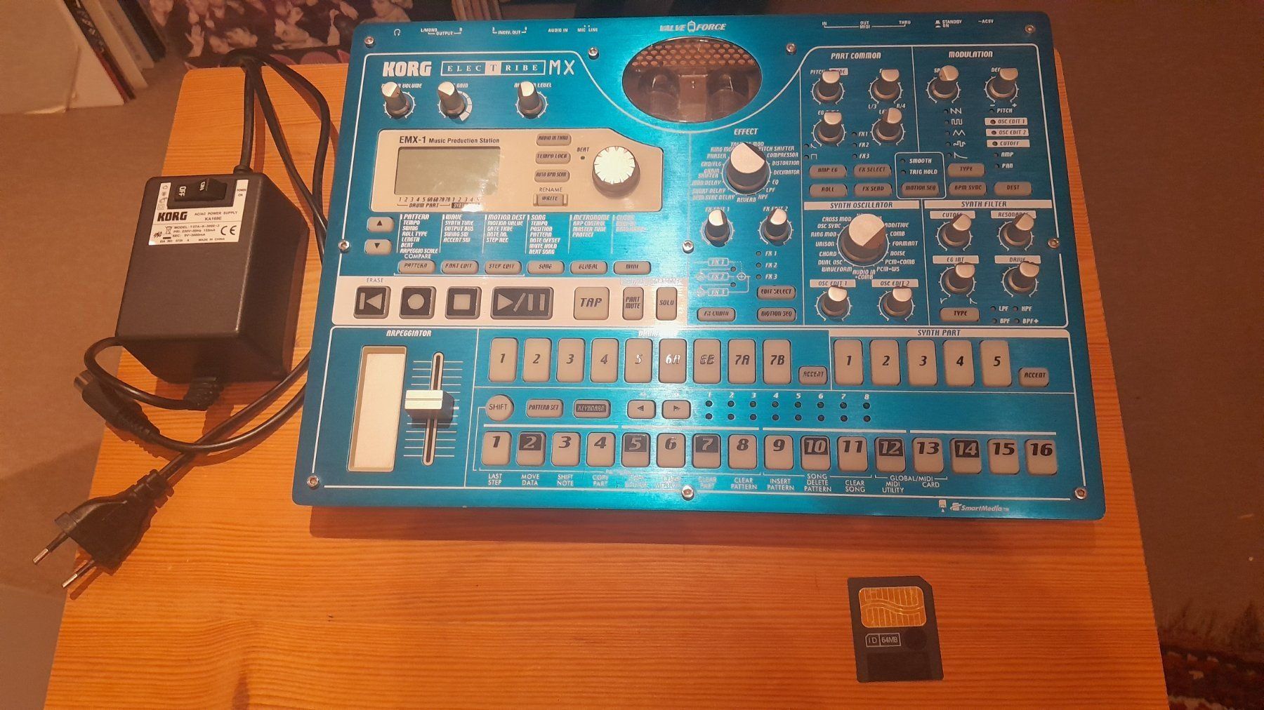 Korg Instruments de musique: KORG ELECTRIBE EMX1 SMC – D'occasion à St. Gallen par fro_ks8w 3