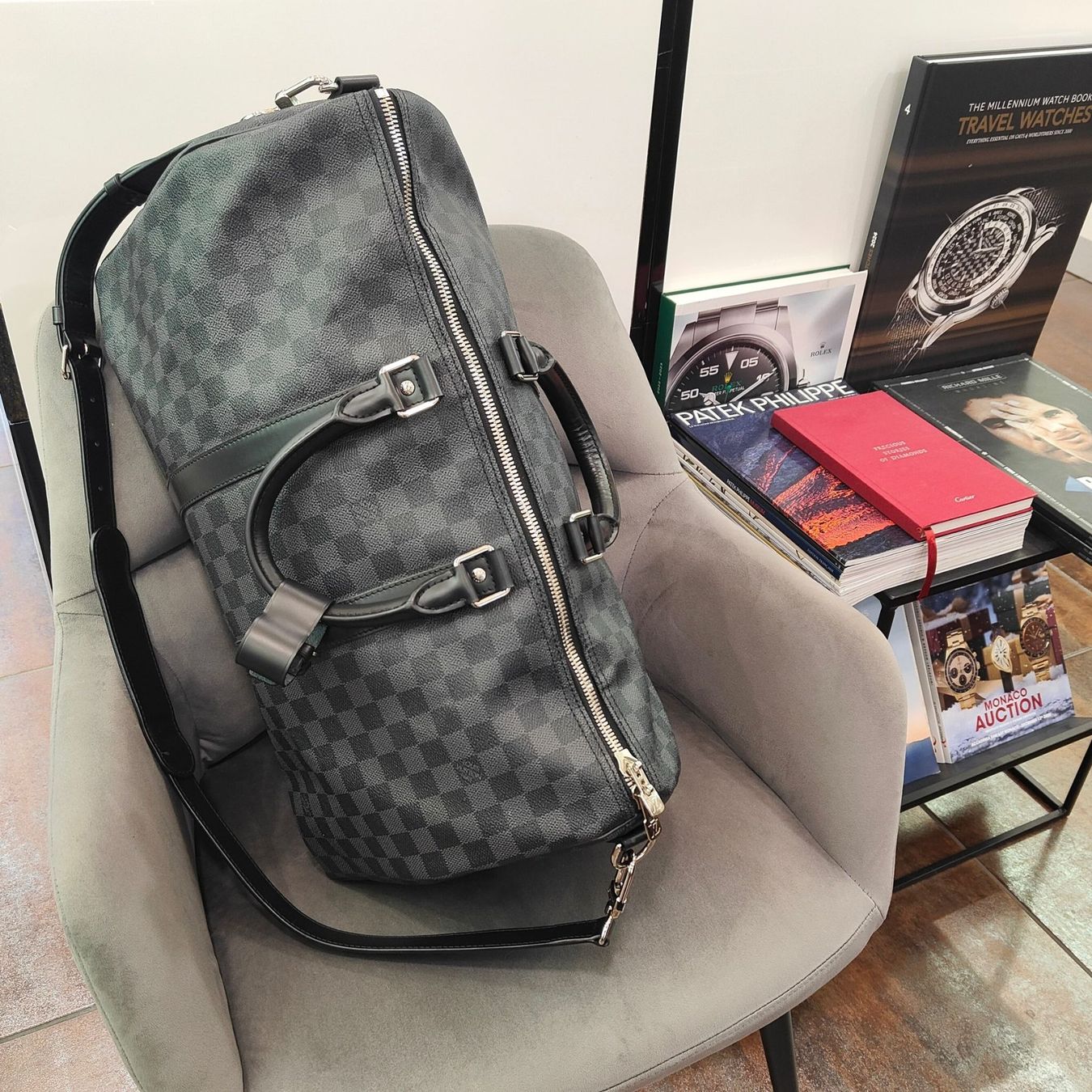 Louis Vuitton Valigie: Sac de voyage Louis Vuitton Keepall 45 Damier Graphite – Usato da Montreux venduto da CashPay_Montreux