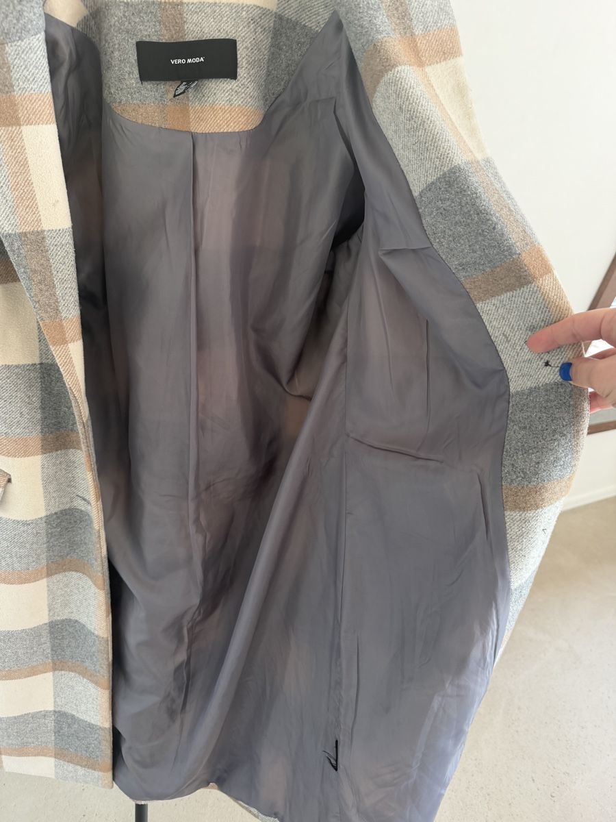 Vero Moda Cappotti: Mantel Vero Moda – Usato da Wollerau venduto da shoppingqueen18 5