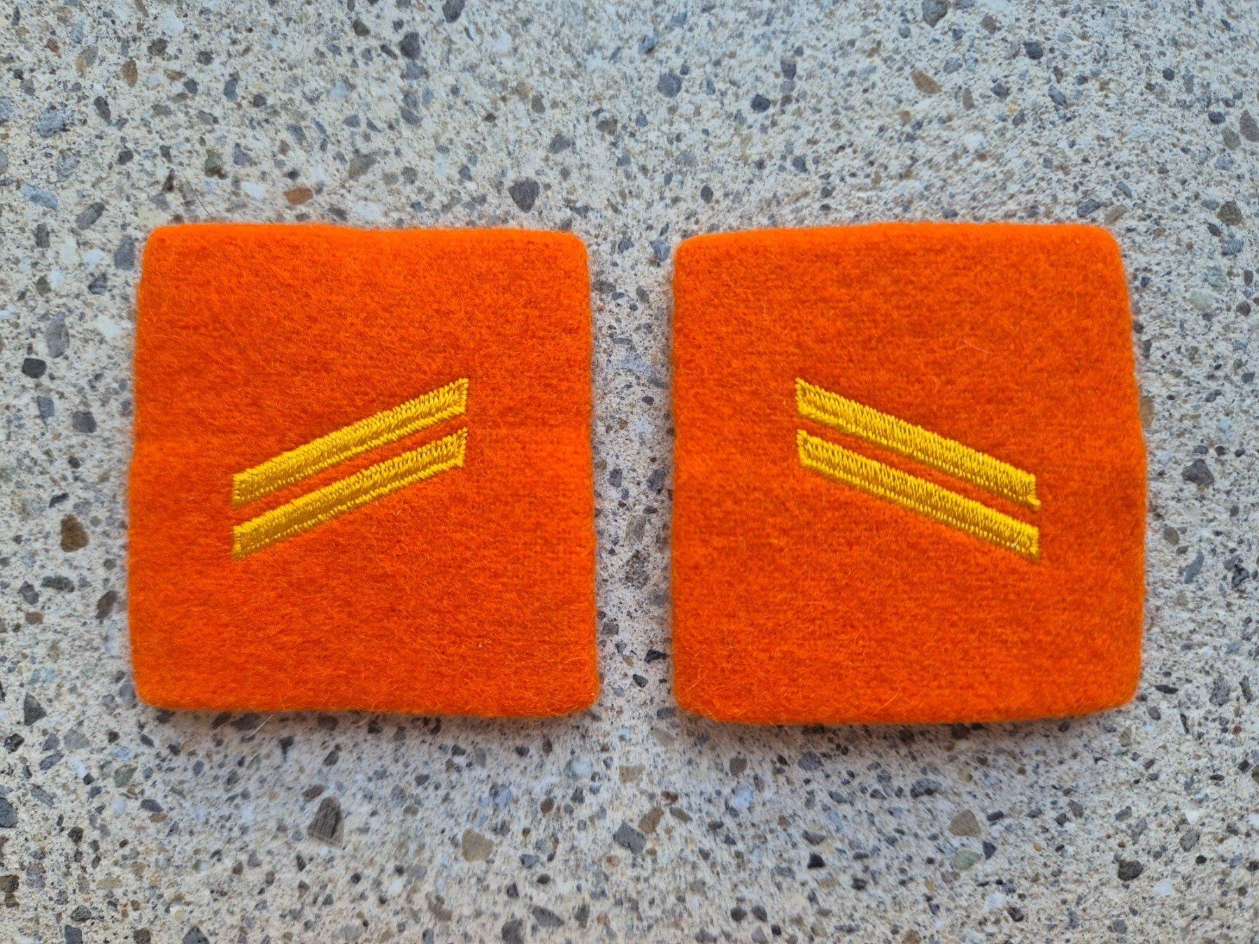 Schweizer Armee Placchette & Badge:  Gradabzeichen Patten Set Gefreiter Territorialdienst – Nuovo e nell'imballaggio originale da Riedholz venduto da fr_sIruP