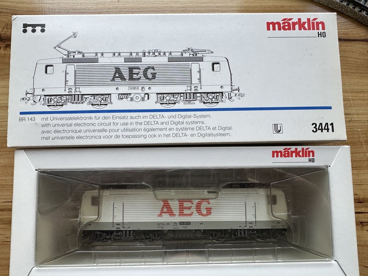 Märklin Modellini di ferrovie: Märklin H0 3441 E-Lok BR 143 AEG OVP – Usato da Schaffhausen venduto da Danilo-86 8
