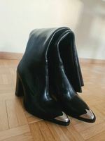 Hohe, ungetragene Lederstiefel, Gr. 39 