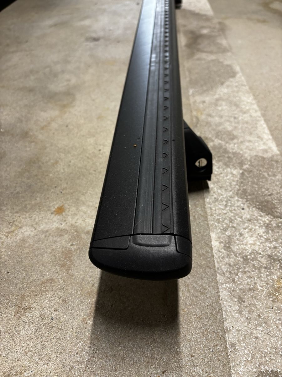Thule Portapacchi: Thule WingBar Evo VW Passat – Usato da Laupen BE venduto da Frosch05 5