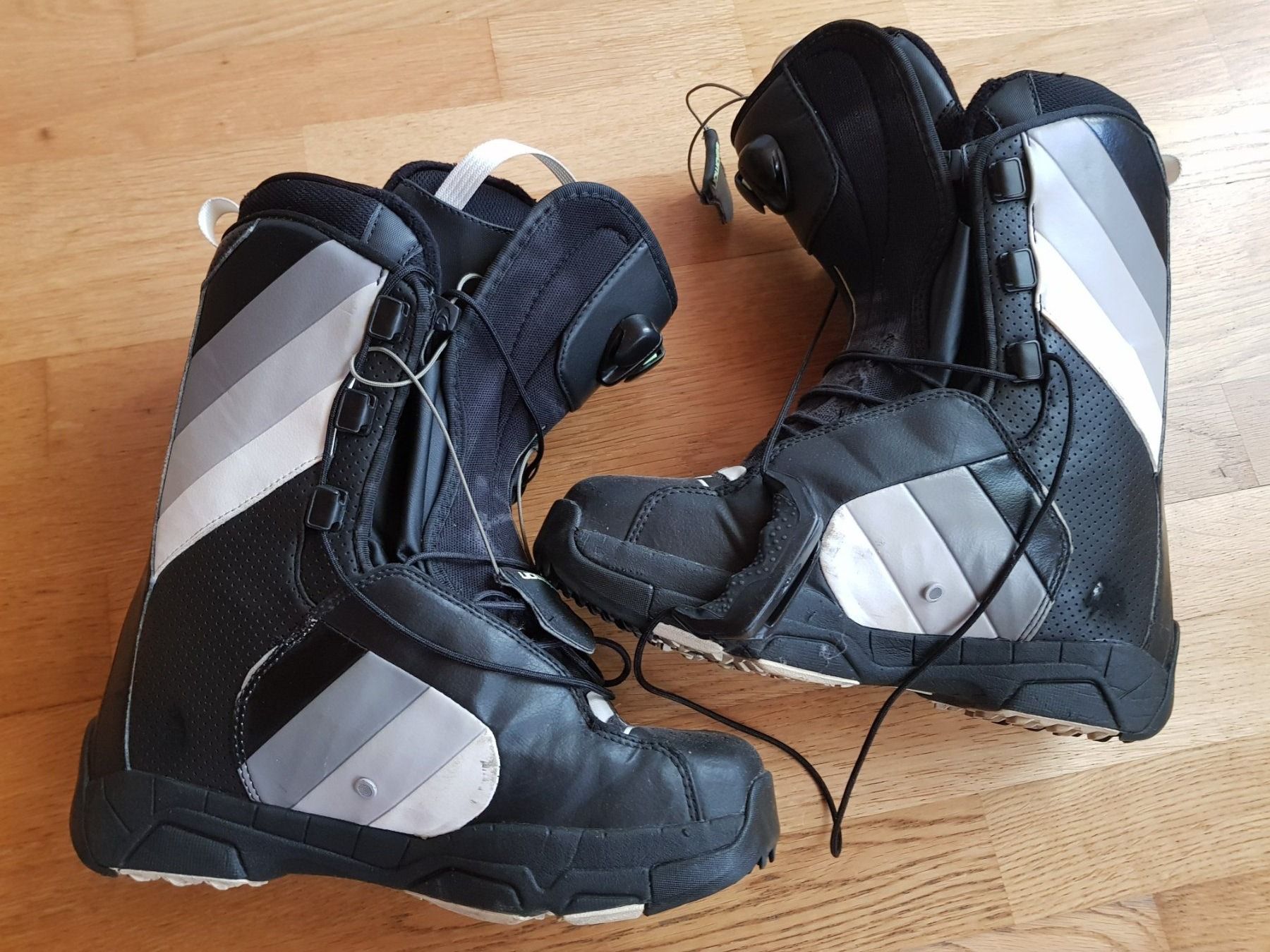 Salomon Board: Salomon Snowboardschuhe Gr:42 -2/3 – Usato da Morens FR venduto da Kiscica 2