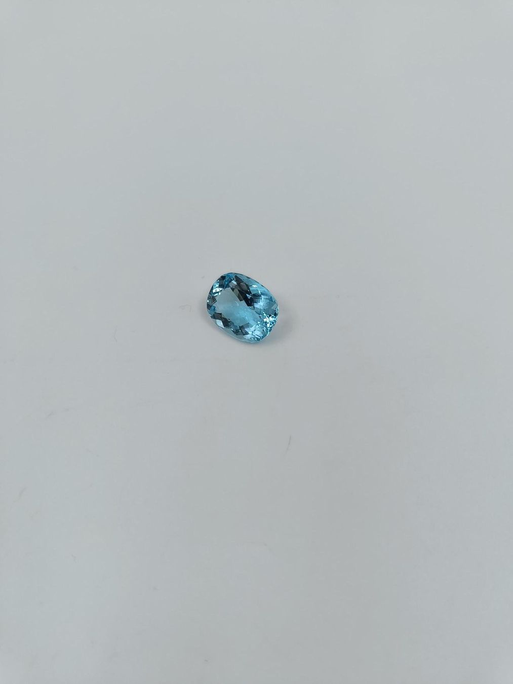 Pietre preziose: 1 FUNKELNDER AQUAMARIN 10.70 CT. – Usato da Luzern venduto da EdiGem 4