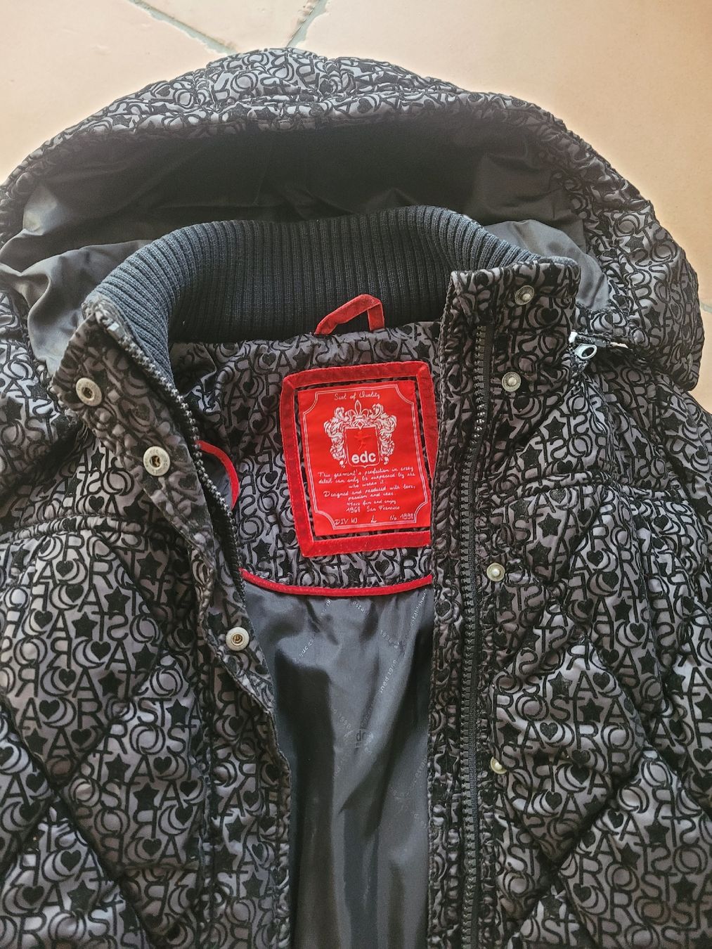 Esprit Jacken: Veste noir Esprit Edc taille L – Gebraucht aus Echallens von frimousse2008 1