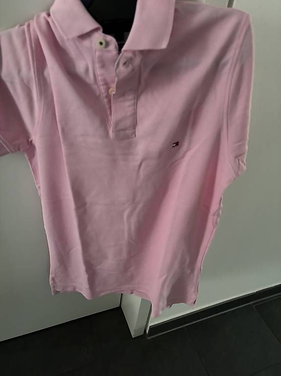 T-shirt: Tommy Hilfiger Tshirts – Usato da Oberdiessbach venduto da shan26 1