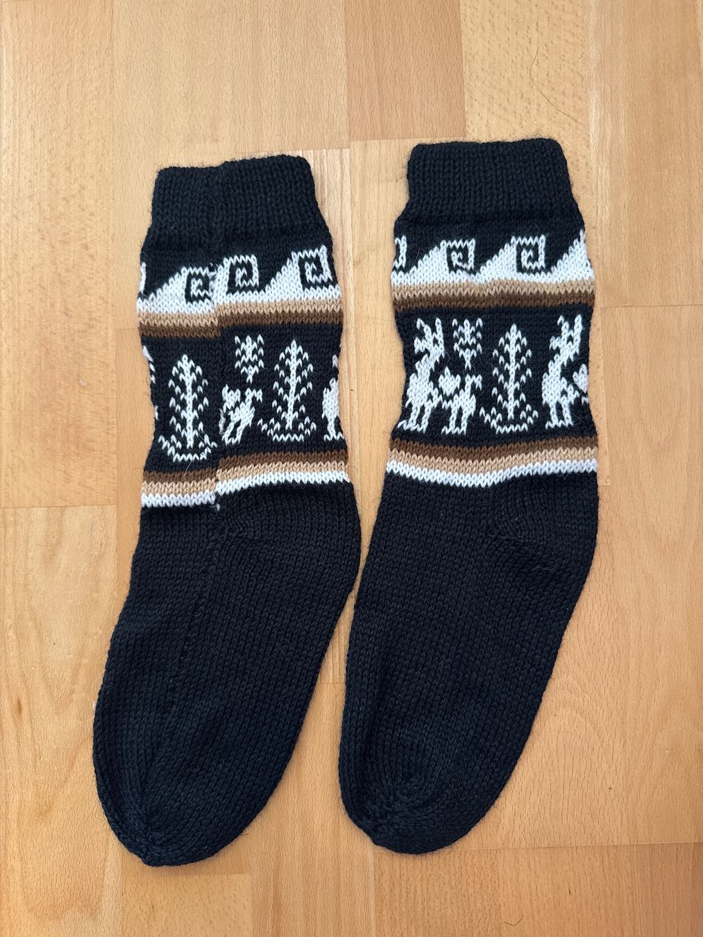 Laine: Neu, Alpaka Socken, Grösse ca. 38 – Neuf (Voir description) à Schwerzenbach par savuty 1