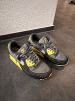 Nike Air Max 90, Grau/Gelb, Herren Sneaker, Gr. 44.5