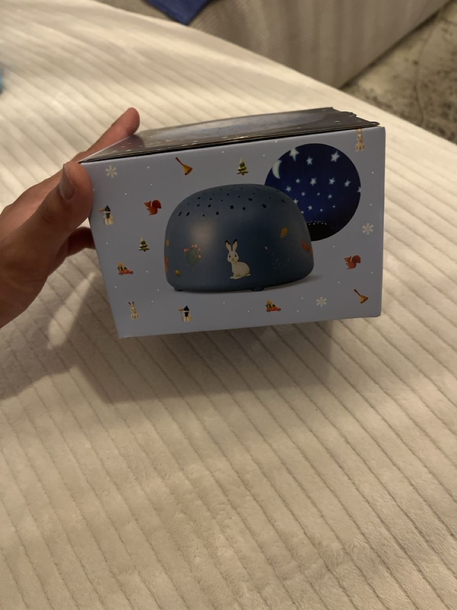 Proiettori: Nightlight projector with night sky pattern new in box – Nuovo (secondo la descrizione) da Aesch BL venduto da mar_8vgc 1