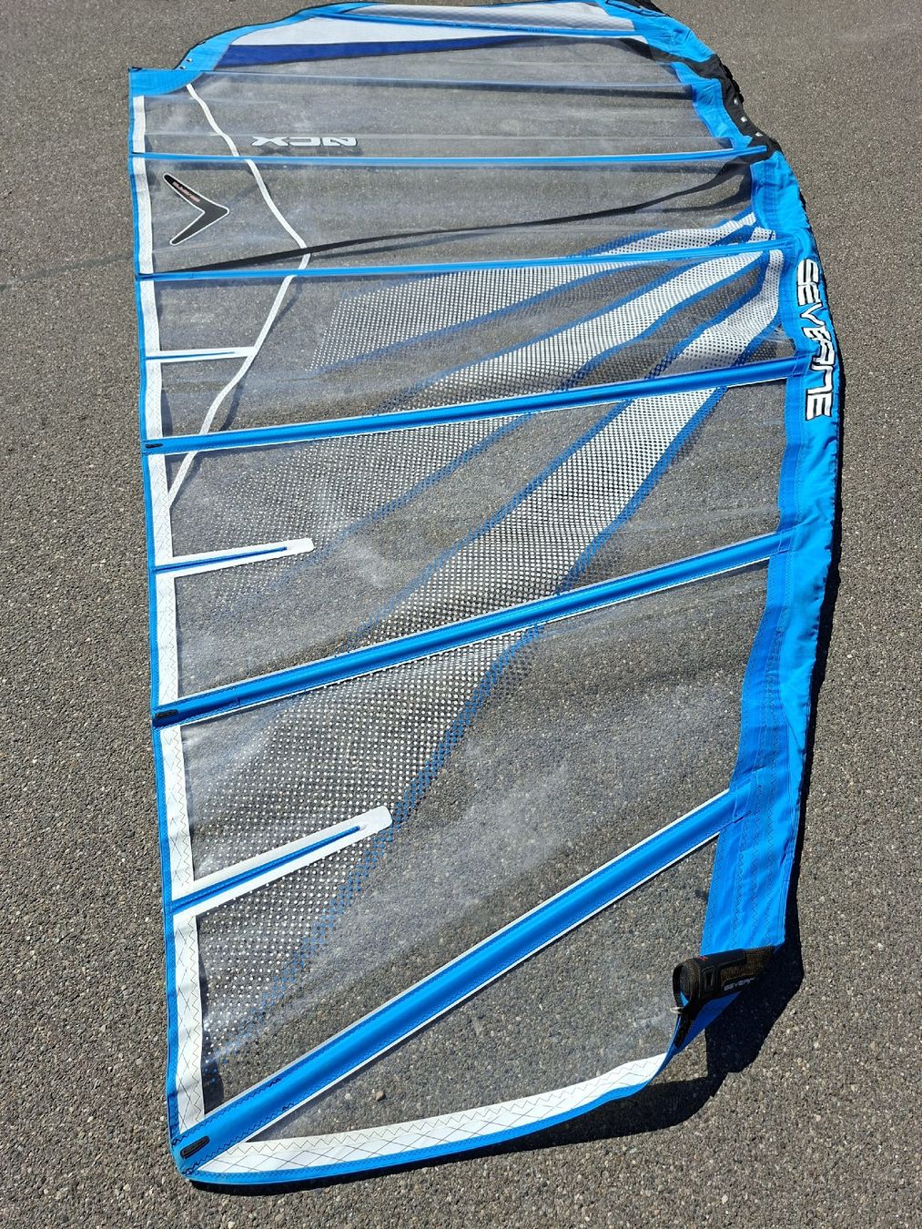 Surf: Severne Segel NCX 8.0m2 – D'occasion à Fällanden par Nmustang 2