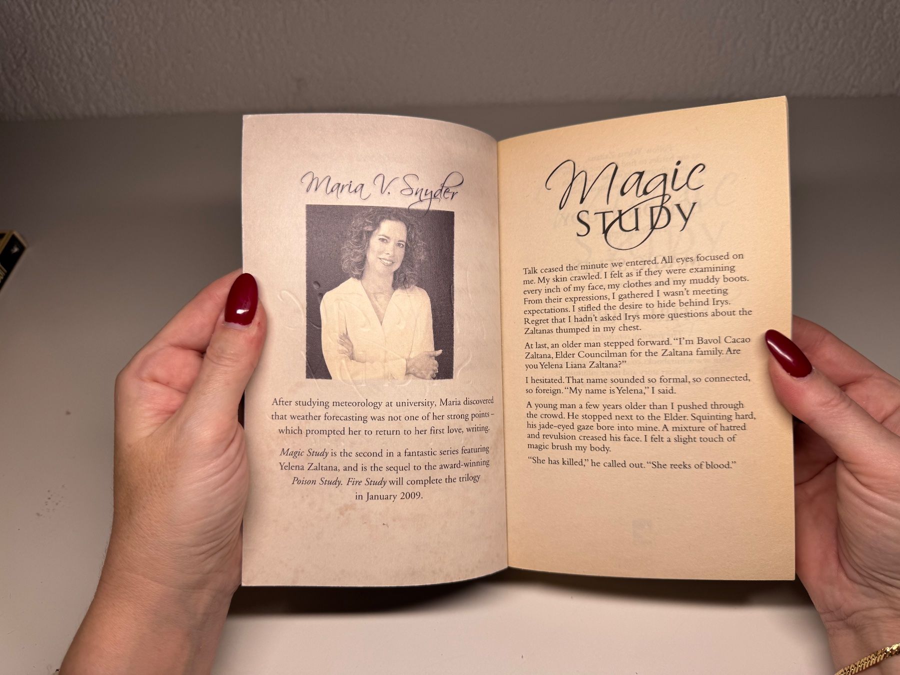 Libri: NOVEL: Maria V. Snyder, Magic Study – Usato da Grosswangen venduto da English_books 2