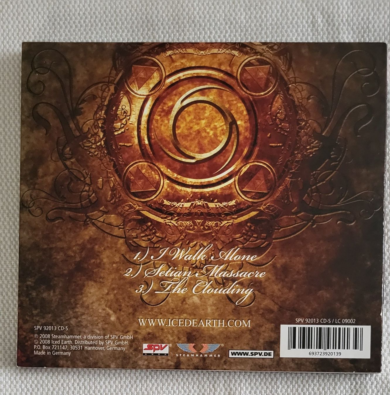 CD: Iced earth - I walk among you – Usato da Villars-sur-glane venduto da Epsilonhike 1