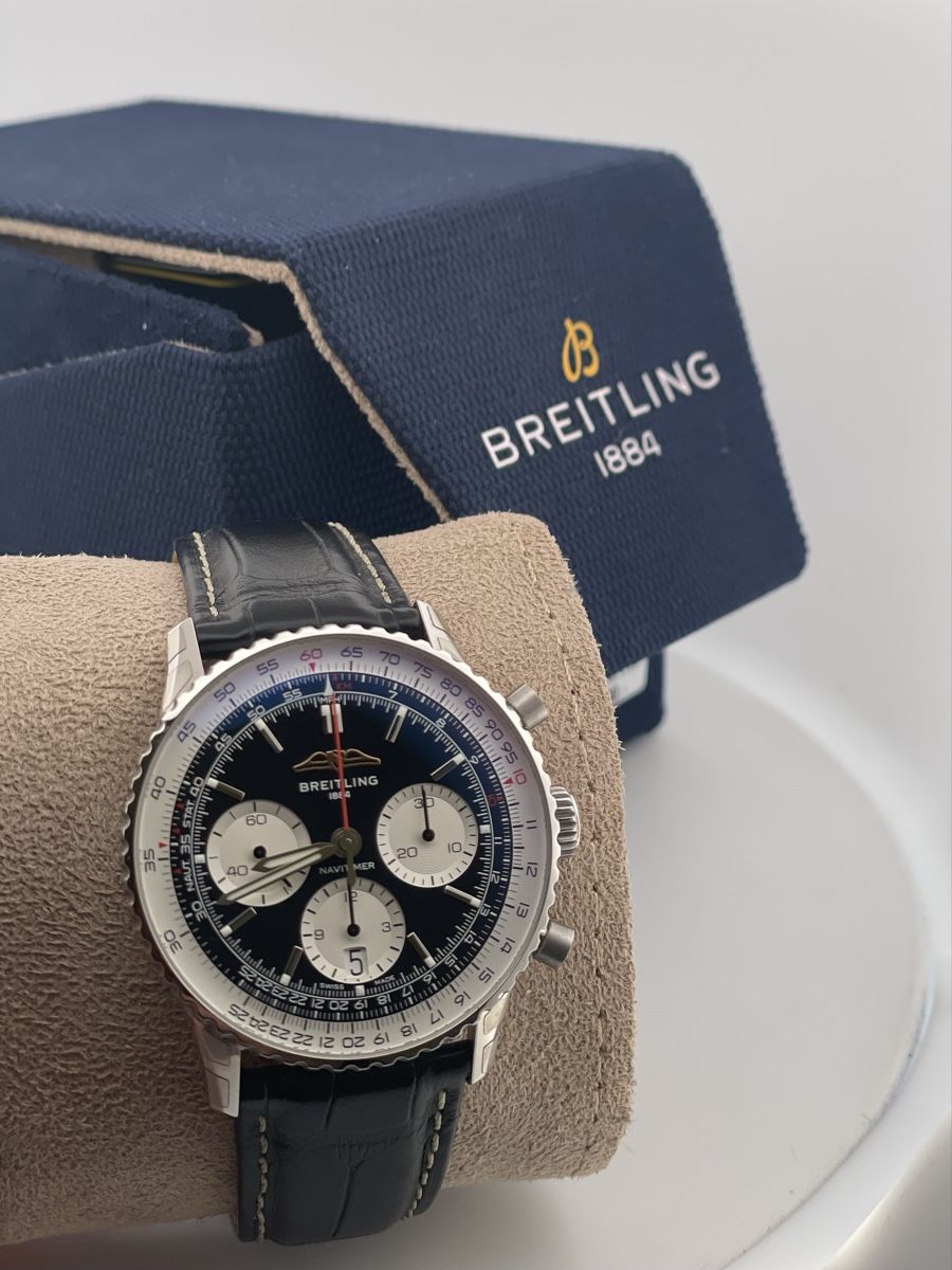 Breitling Orologi: Breitling Navitimer B01 Chronograph Automatik - AB0139 – Nuovo (secondo la descrizione) da Wettingen venduto da eleganceshop