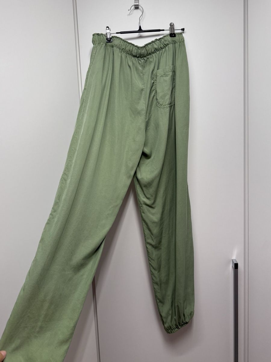 Pantalons: Hose Damen 100% Lyocell Grösse M – Neuf (Voir description) à Eichberg par OanaB 3