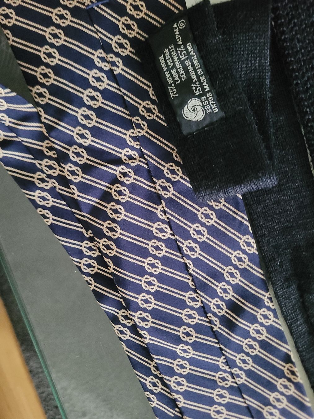 Cravatte: Pre-owned men's tie collection - stylish fall bundle (55) – Usato da Meyrin venduto da Retro-GZ 2