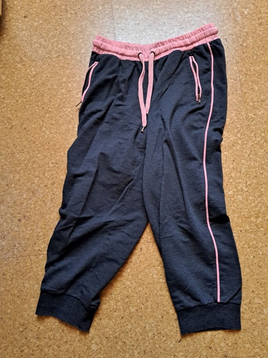 Hosen: Trainerhose 3/4 lang Grösse 44 /46 – Gebraucht aus Schüpfheim von madeleine69