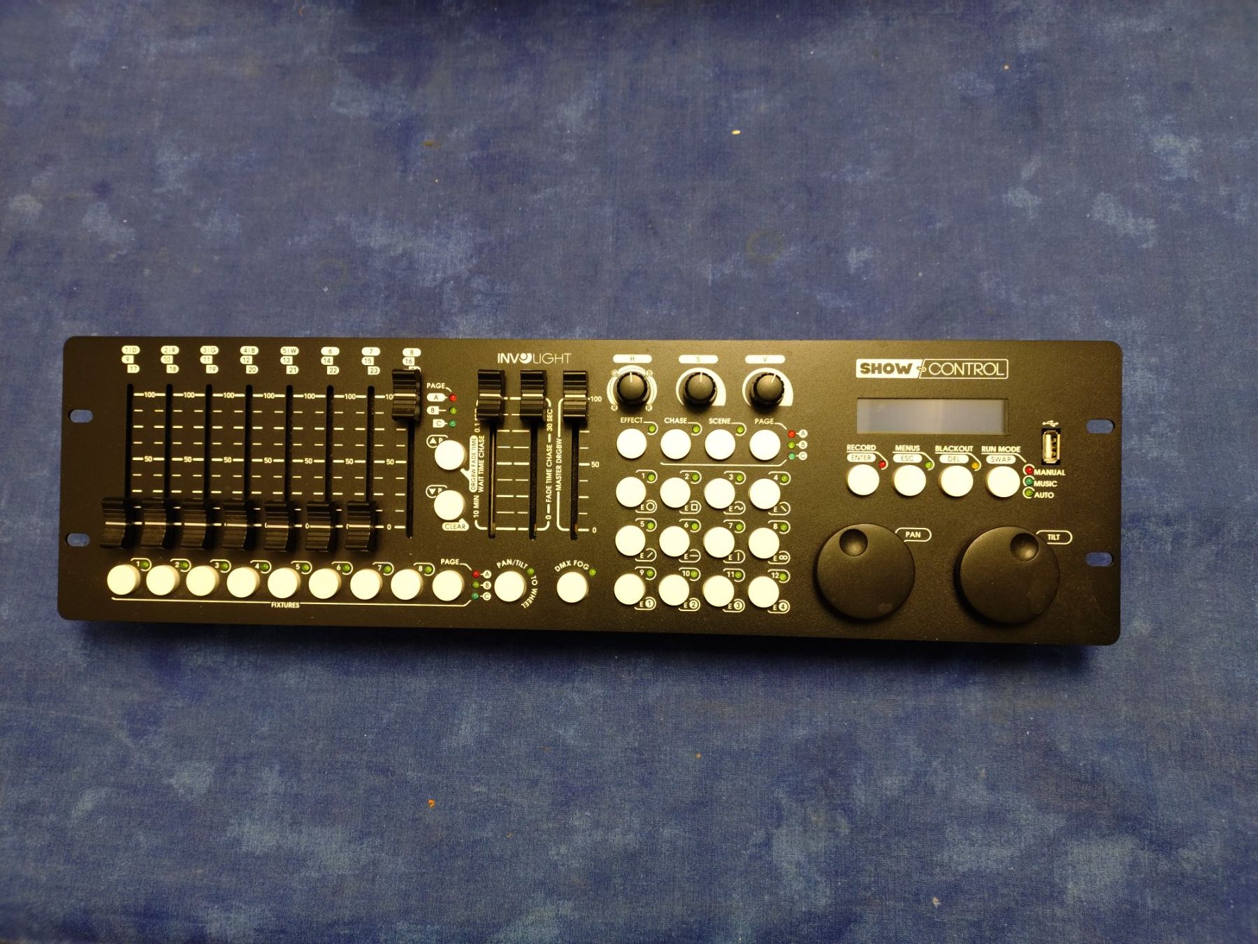Sistema di controllo: DMX 512 Controller INVOLIGHT – Nuovo e nell'imballaggio originale da Tägerschen venduto da Tech-World7