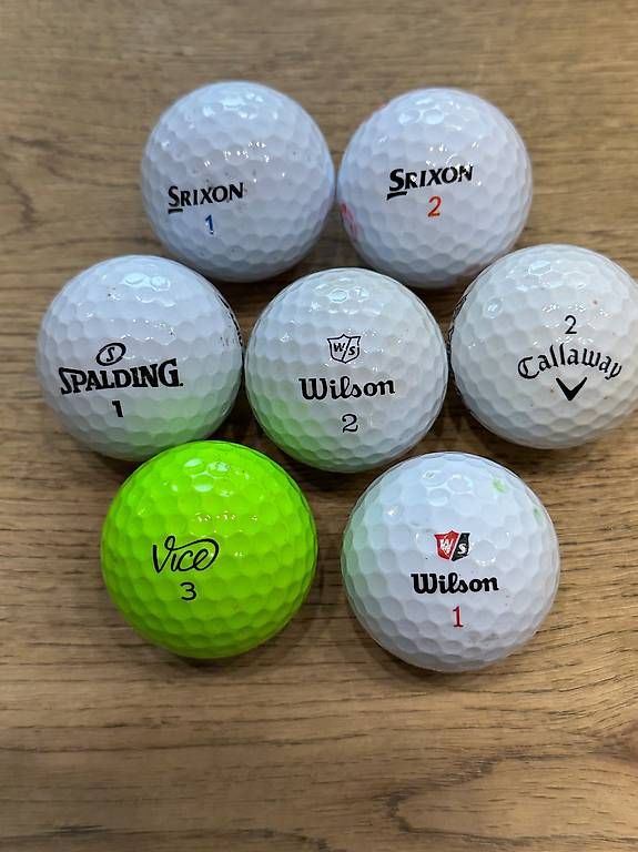 Palloni: Golfbälle (Fundbälle) – Usato da Sursee venduto da simu2000 2