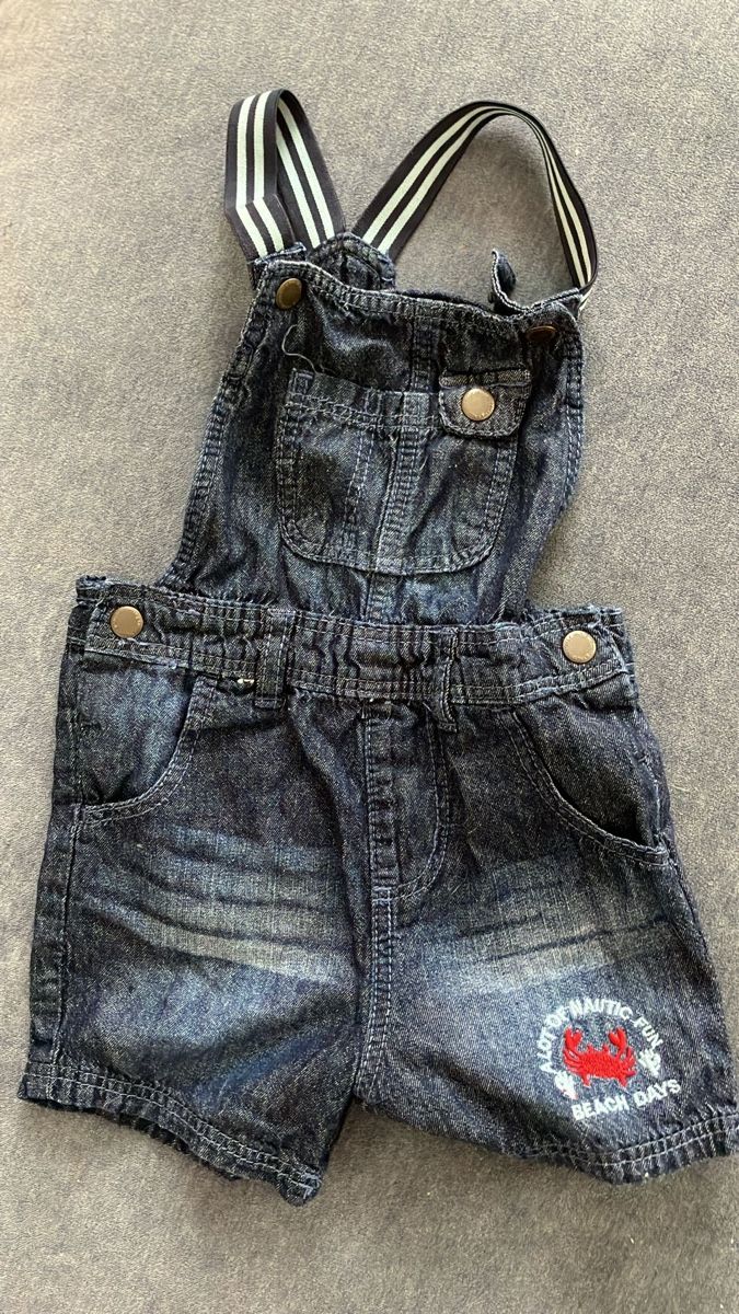 Hosen: Latzhose kurz 92/98 – Gebraucht aus Uster von Usterhalde