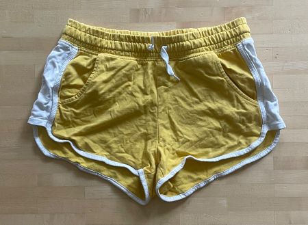 Mädchen Sommer-Shorts Gr. 146 Gelb mit weissen Streifen