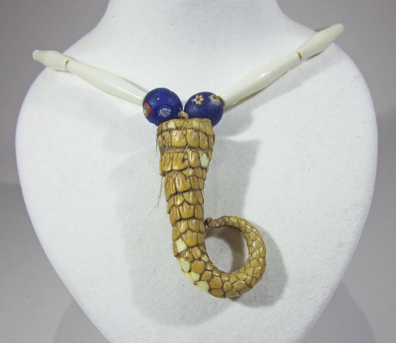 Ciondoli: Plains-Indianer Amulett – Usato da Bäretswil venduto da robsonantik