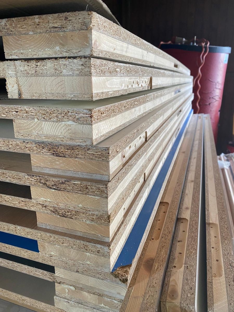 Plateaux: holzplatten – D'occasion à Seengen par Shiara 1