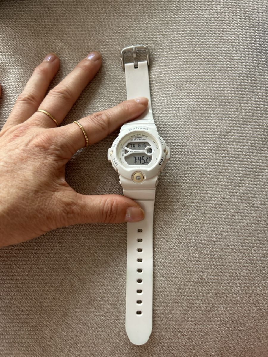 Casio Uhren: Baby-G Uhr Weiss, Damen Casio – Gebraucht aus Kirchdorf BE von Stella130