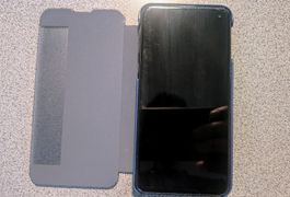 Samsung Galaxy S10e en très bon état/Samsung Galaxy S10e in