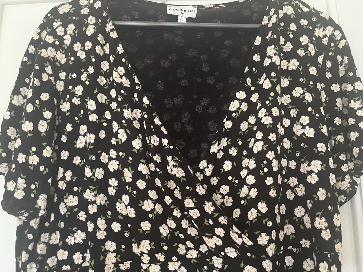 C&A Vestiti: Blumenkleid von Clockhouse Gr. 48 – Usato da Basel venduto da tiadolma 1