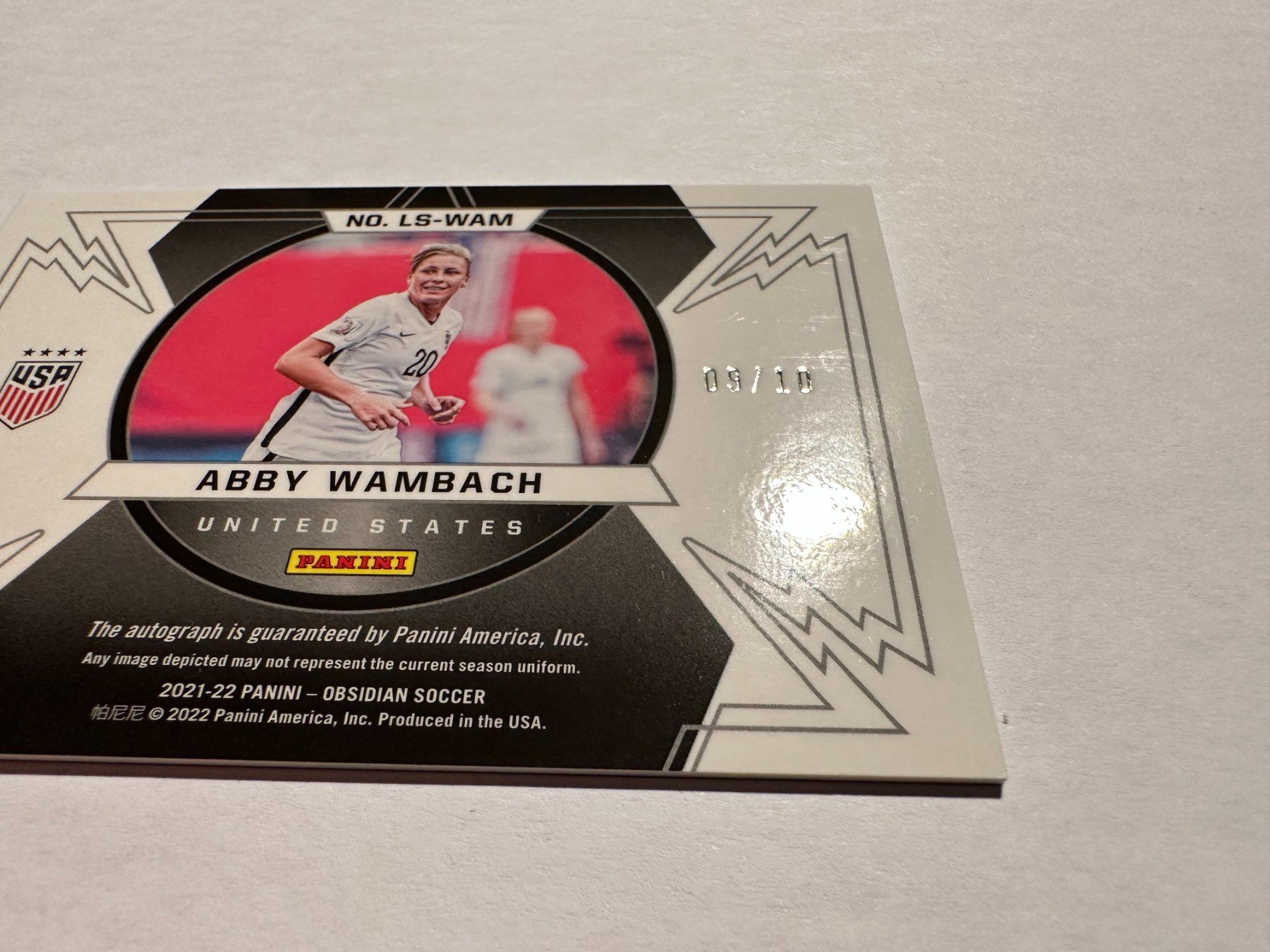 Panini Carte collezionabili: 2021 Panini Obsidian Abby Wambach Auto /10 – Usato da Hagendorn venduto da Pokecollectorch 6