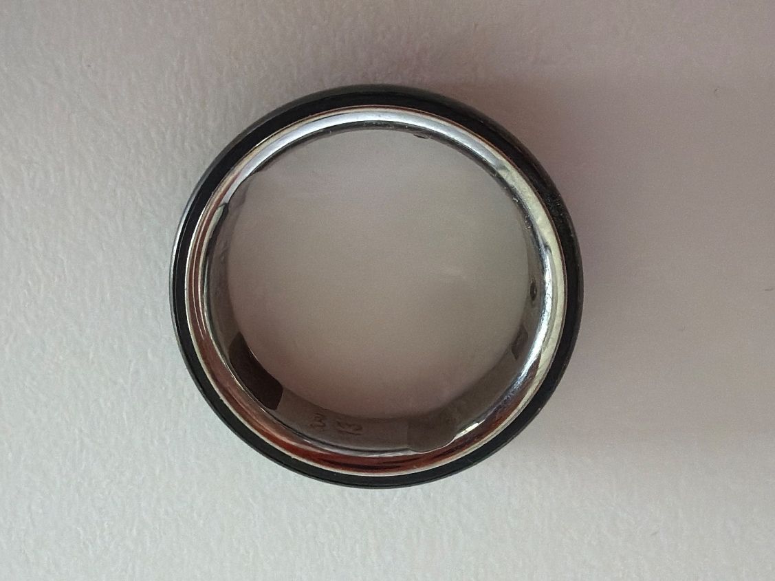 Anelli: Oura Ring 4 Stealth Grösse 13 mit Ladestation – Usato da Zürich venduto da DaveS2311 3