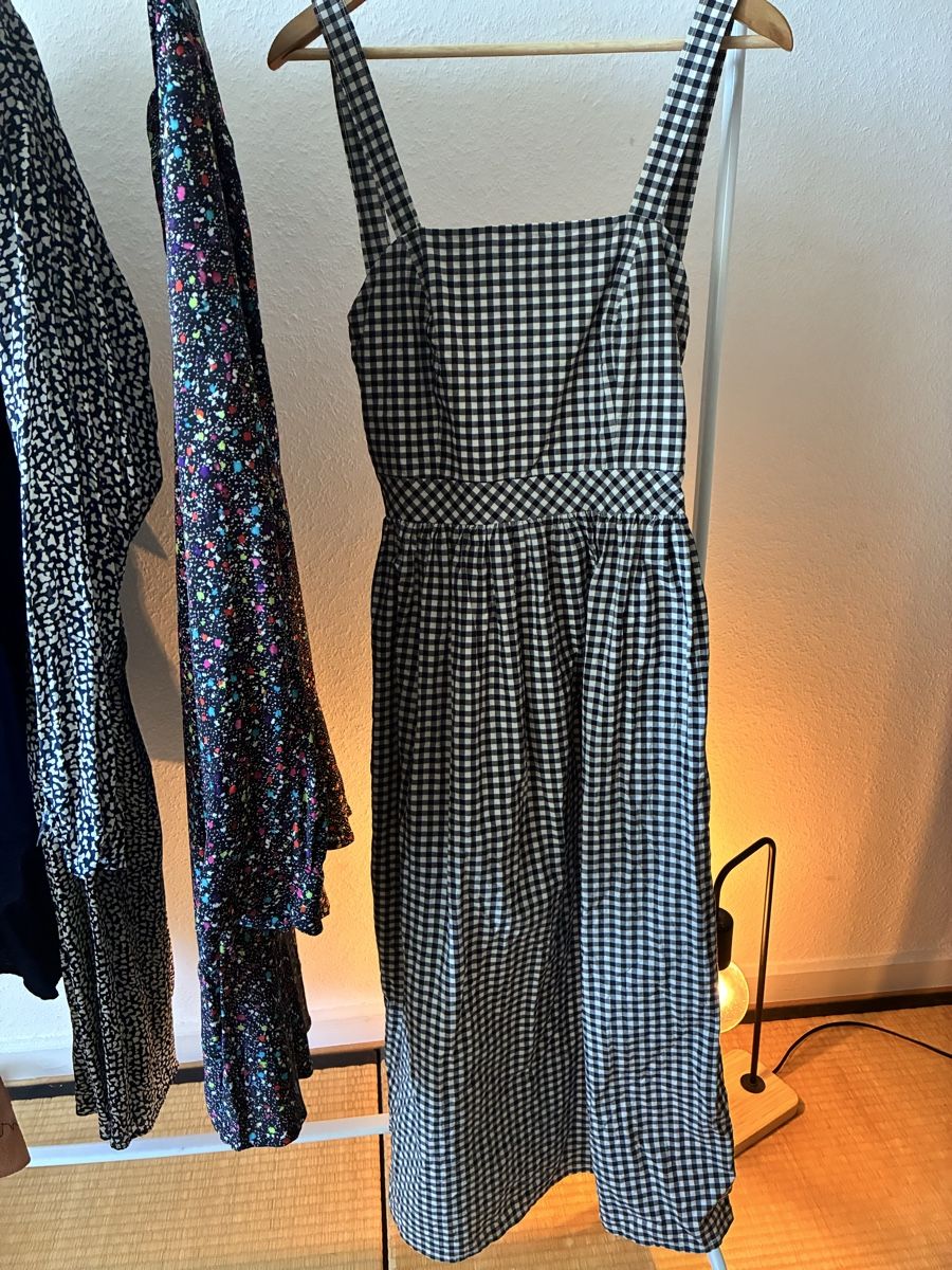 Kleider: Dress 36 – Gebraucht aus Lausanne von Sarawg 2