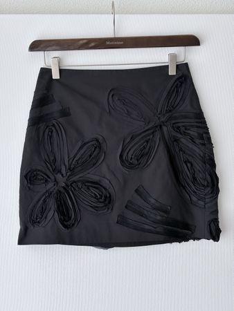 DKNY Minirock, Gr. 34, Schwarz, Blumenmuster, Top Zustand!