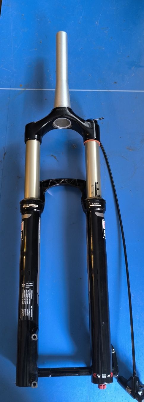 Rockshox Pezzi di ricambio: Rock Shox Revolution RL 27,5" – Usato da Gams venduto da scoebli 2