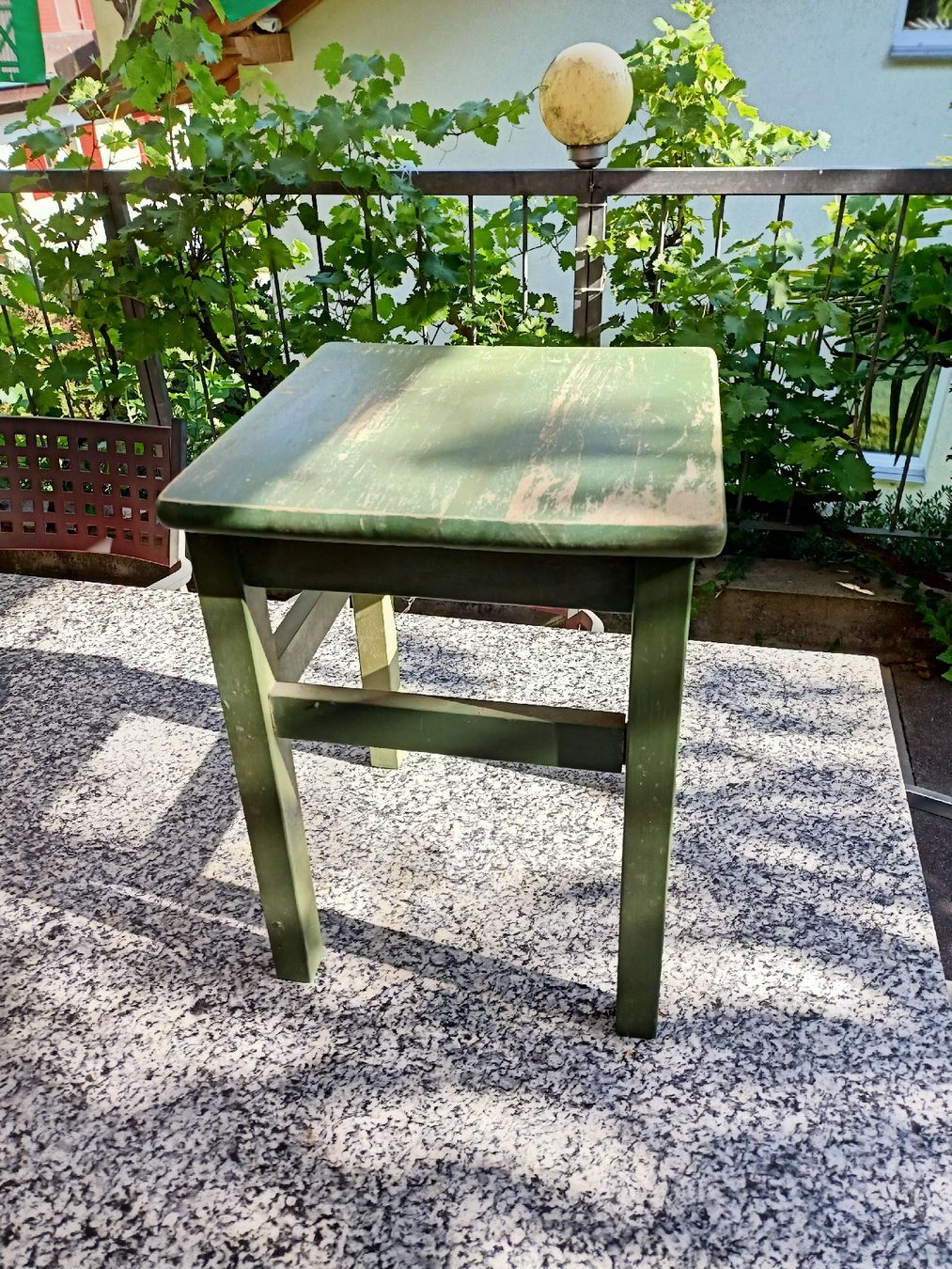 Ikea Sgabelli: Tabouret, Hocker Holz grün gestrichen abgenutzt – Usato da Flamatt venduto da Marpou